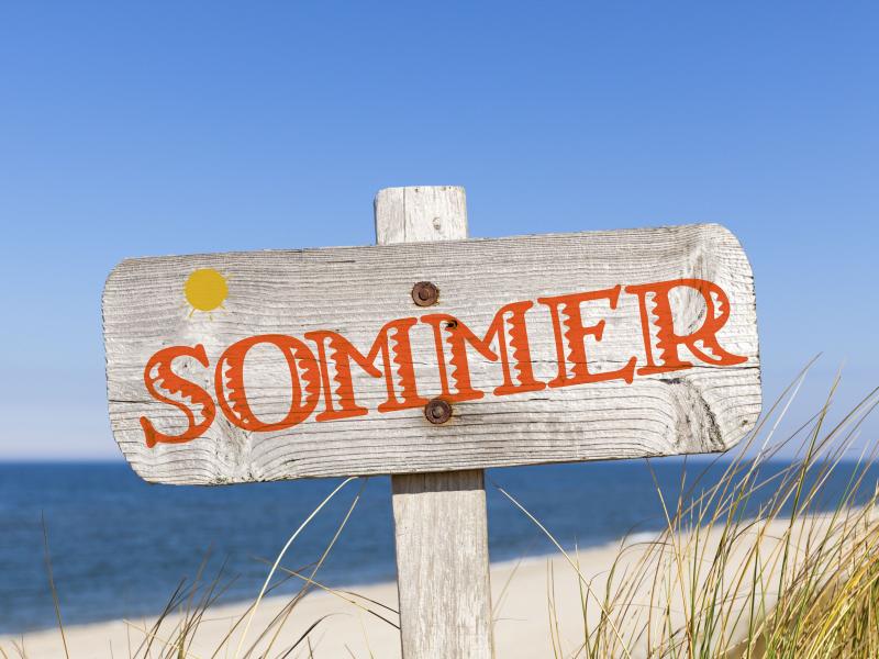 Skilt med ordet SOMMER